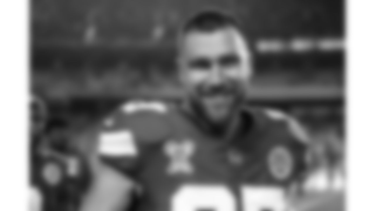 Kansas City Chiefs tight end Travis Kelce (87) smiles prior to a week 17 NFL football game against the Denver Broncos, Thursday, December 25, 2025 in Kansas City, MO.