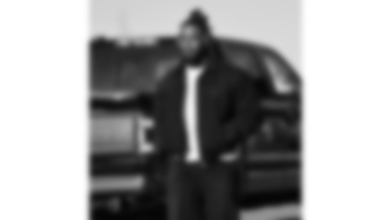 Kansas City Chiefs defensive end Mike Danna (51) arrives prior to an NFL week 15 matchup against the Los Angeles Chargers, Sunday December 14, 2025.