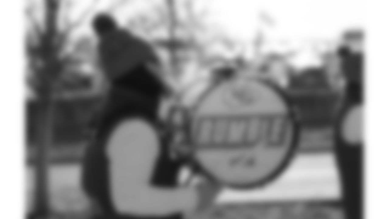 Chiefs Rumble performs prior to a week 15 NFL Football game against the Los Angeles Chargers on Sunday, December 14, 2025 in Kansas City, MO.