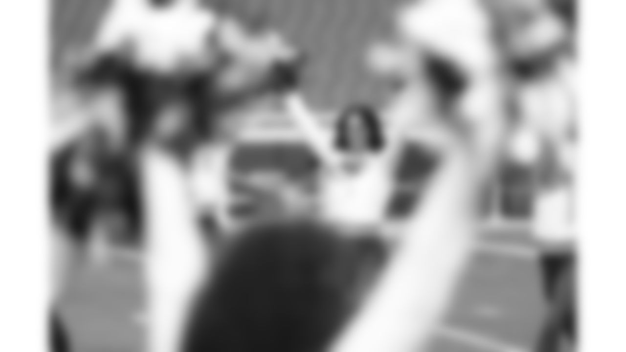 The Kansas City Chiefs Cheerleaders and Entertainment teams prior to a week 17 NFL Football game against the Denver Broncos on December 25, 2025 in Kansas City, MO.