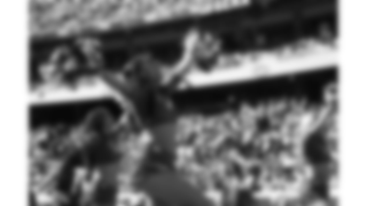 A Kansas City Chiefs Cheerleader during a week 7 NFL Football game against the Las Vegas Raiders on Sunday, October 19, 2025.