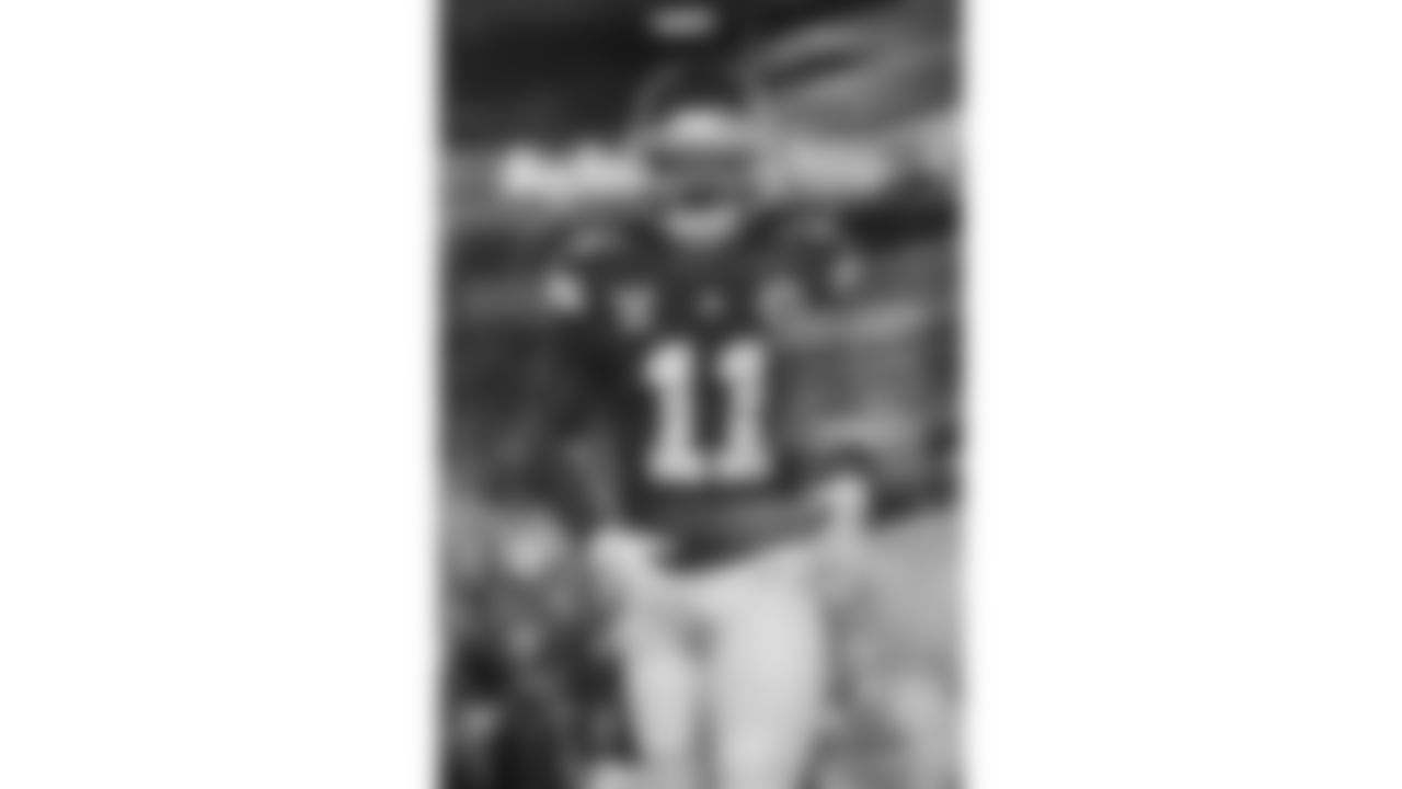 Kansas City Chiefs wide receiver Jalen Royals (11) runs onto the field prior to a week 17 NFL football game against the Denver Broncos, Thursday, December 25, 2025 in Kansas City, MO.