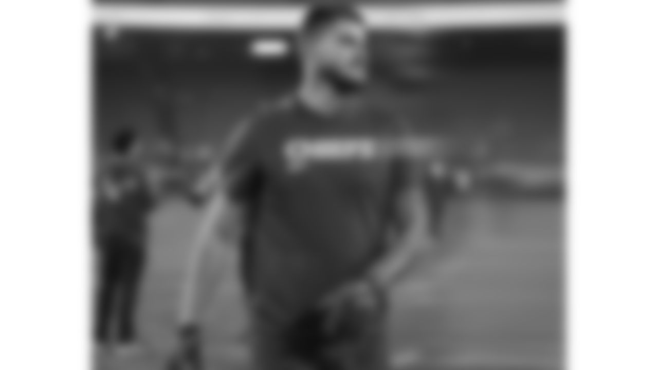 Kansas City Chiefs tight end Jared Wiley (12) warms up prior to a week 17 NFL football game against the Denver Broncos, Thursday, December 25, 2025 in Kansas City, MO.