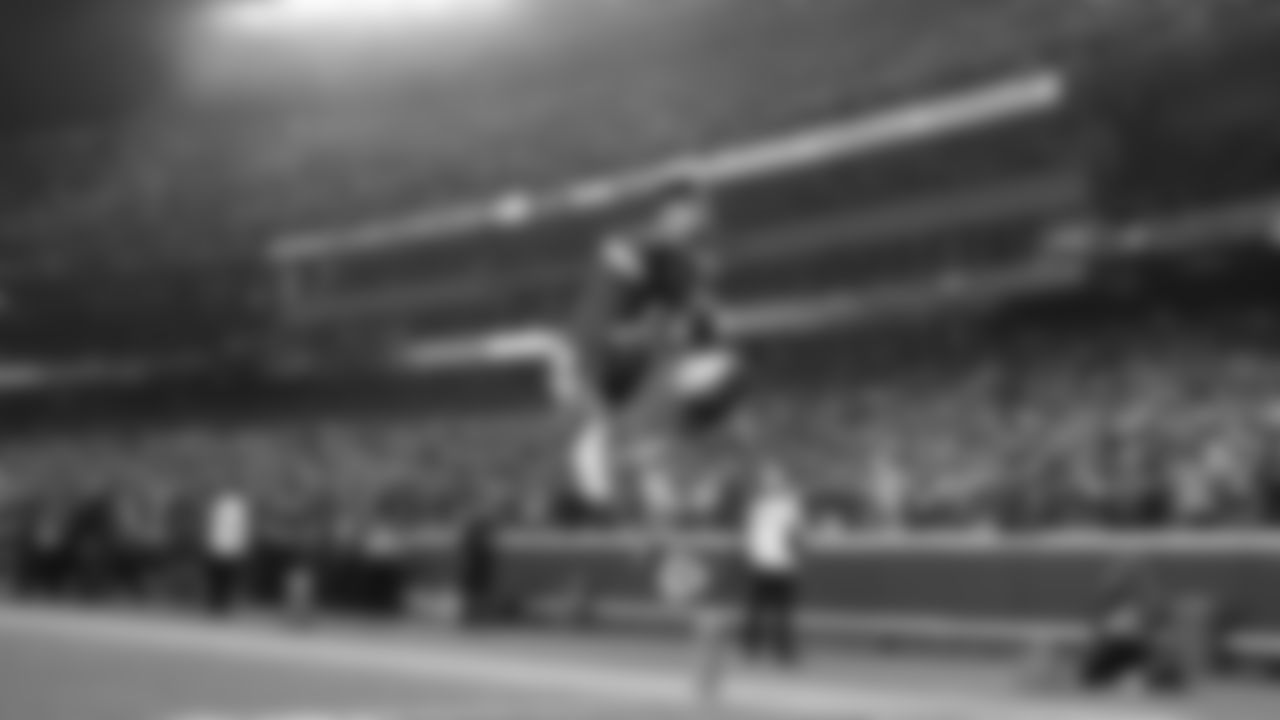 Kansas City Chiefs quarterback Patrick Mahomes (15) warms up prior to a week 8 NFL Football game against the Washington Commanders on Monday, October 27, 2025 in Kansas City, MO.