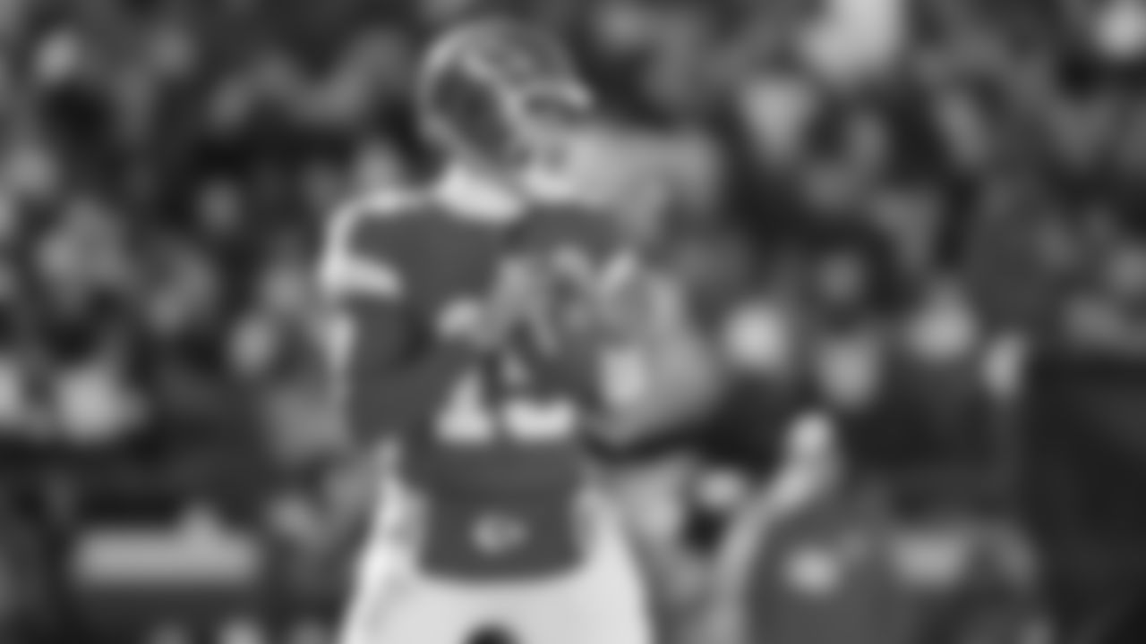 Kansas City Chiefs quarterback Patrick Mahomes (15) looks to pass during an NFL week 15 matchup against the Los Angeles Chargers, Sunday December 14, 2025.