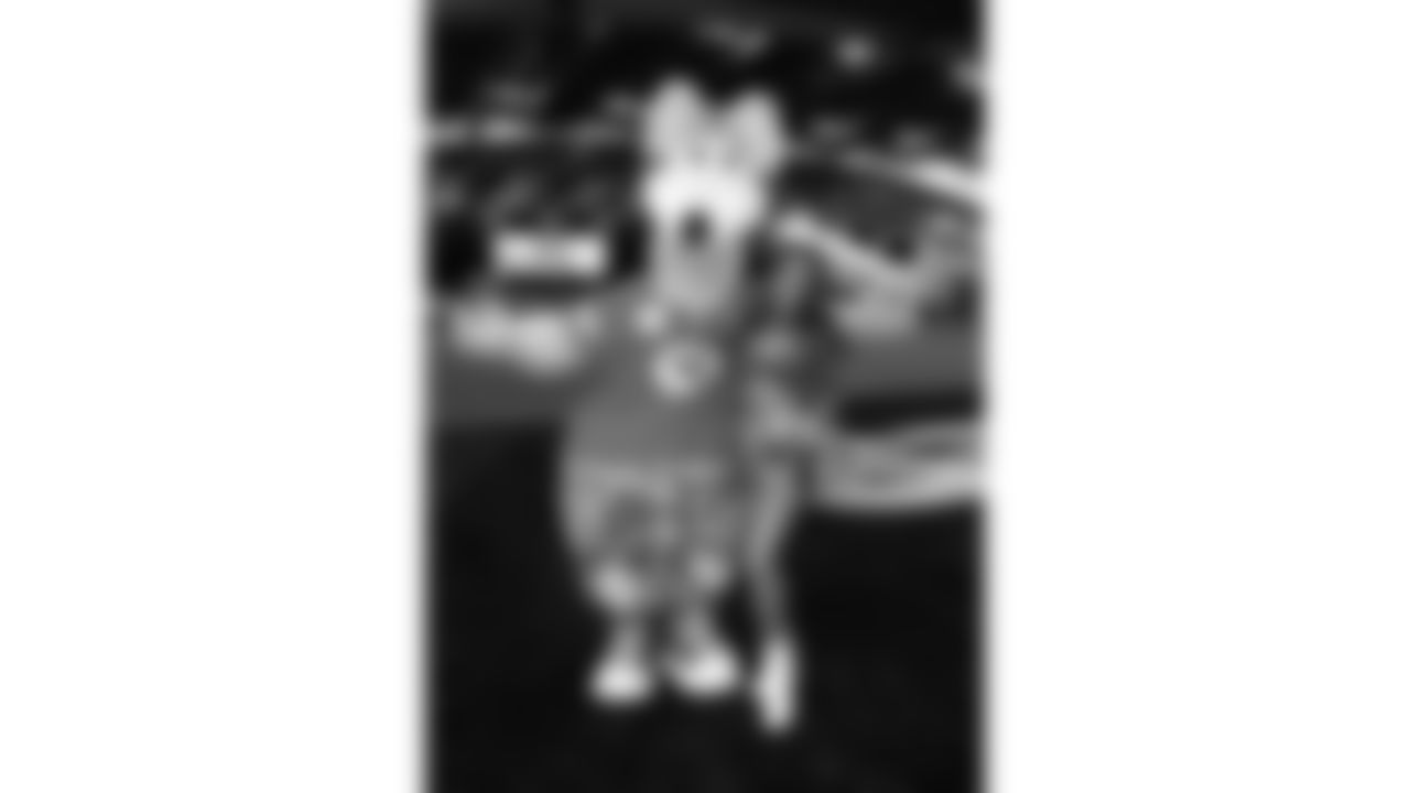 KC Wolf and Kansas City Chiefs Cheerleader Sadie pose together at the 2026 Pro Bowl opening night at the Moscone Center in San Francisco, California on Monday, February 2, 2026.