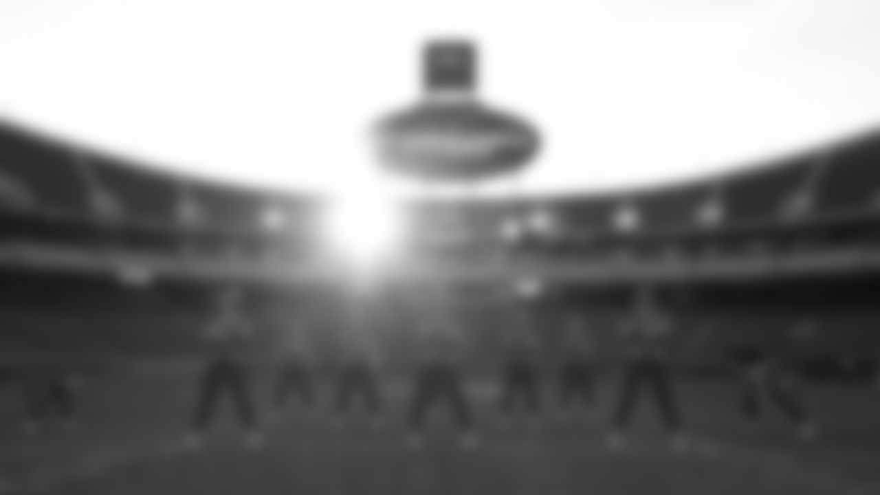 Kansas City Chiefs Cheerleaders practice on the field prior to a week 15 NFL Football game against the Los Angeles Chargers on Sunday, December 14, 2025 in Kansas City, MO.