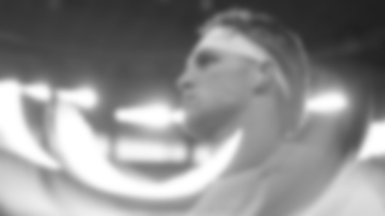 Kansas City Chiefs linebacker Cooper McDonald (59) warms up prior to a week 13 NFL football game against the Dallas Cowboys on Thursday, November 27, 2025 in Arlington, TX.