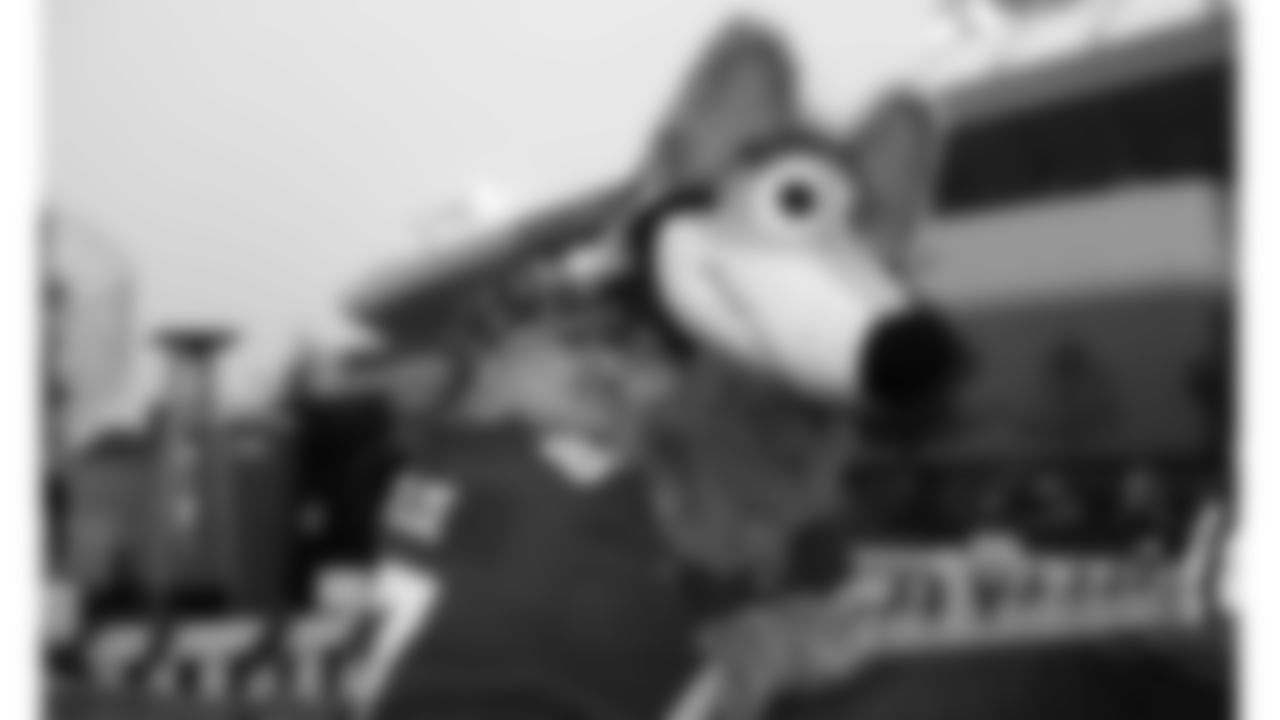 KC Wolf and fans prior to an NFL week 17 matchup against the Denver Broncos, Thursday, December 25, 2025.