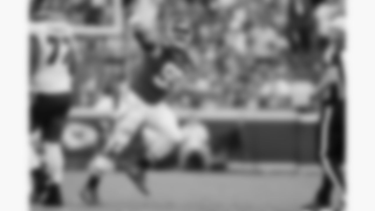 Kansas City Chiefs defensive tackle Chris Jones (95) celebrates a sack during the week 4 NFL football game against the Baltimore Ravens, Sunday, September 28, 2025 in Kansas City, MO.