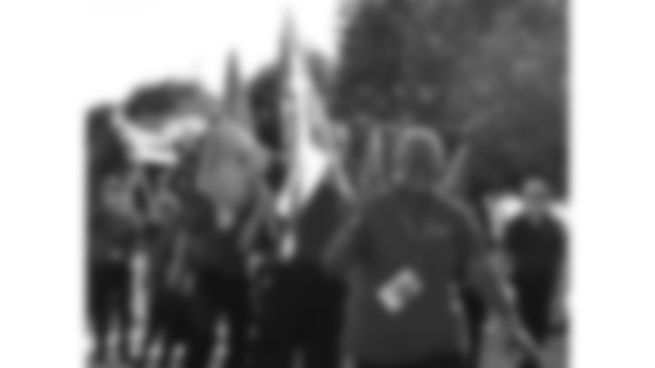 Kansas City Chiefs Red Coaters prior to a preseason week 3 NFL football game against the Chicago Bears, August 22, 2025 in Kansas City, MO.