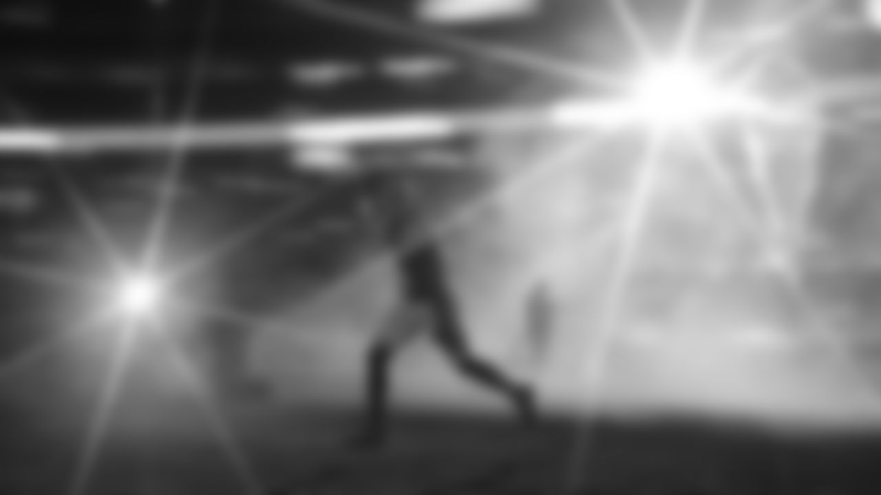 Kansas City Chiefs wide receiver Hollywood Brown (5) runs onto the field prior to an NFL week 17 matchup against the Denver Broncos, Thursday, December 25, 2025.