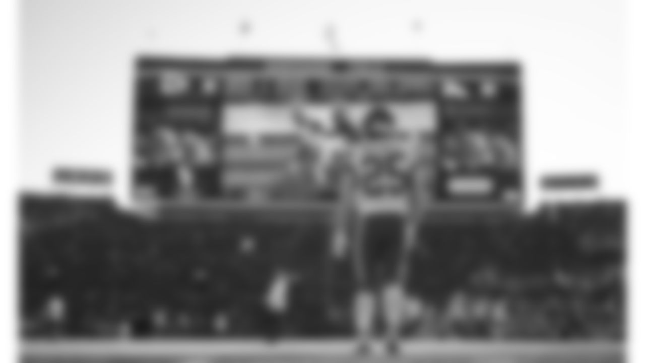 Kansas City Chiefs running back Elijah Mitchell (25) stands in the end zone during warm ups prior to a week 11 NFL football game against the Denver Broncos, Sunday, November 16, 2025 in Denver, CO.