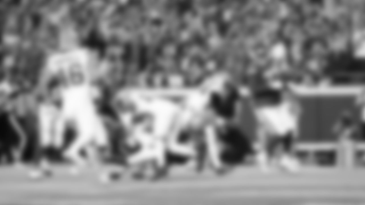 Kansas City Chiefs wide receiver Hollywood Brown (5) scores a touchdown during a week 6 NFL Football game against the Detroit Lions on Sunday, October 12, 2025 in Kansas City, MO.
