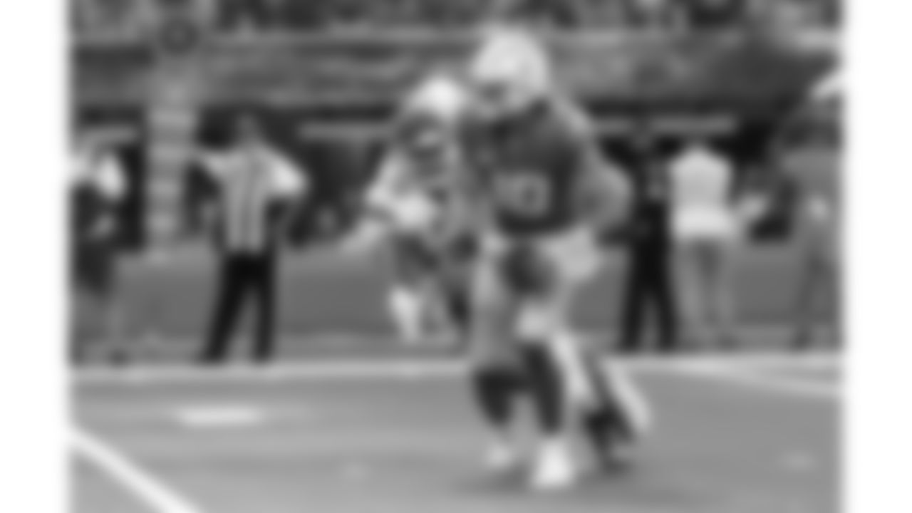 Kansas City Chiefs defensive tackle Chris Jones (95) dives to make a tackle during the NFL Week 4 matchup between the Kansas City Chiefs and the Los Angeles Chargers on Sunday, September 29, 2024 in Los Angeles.