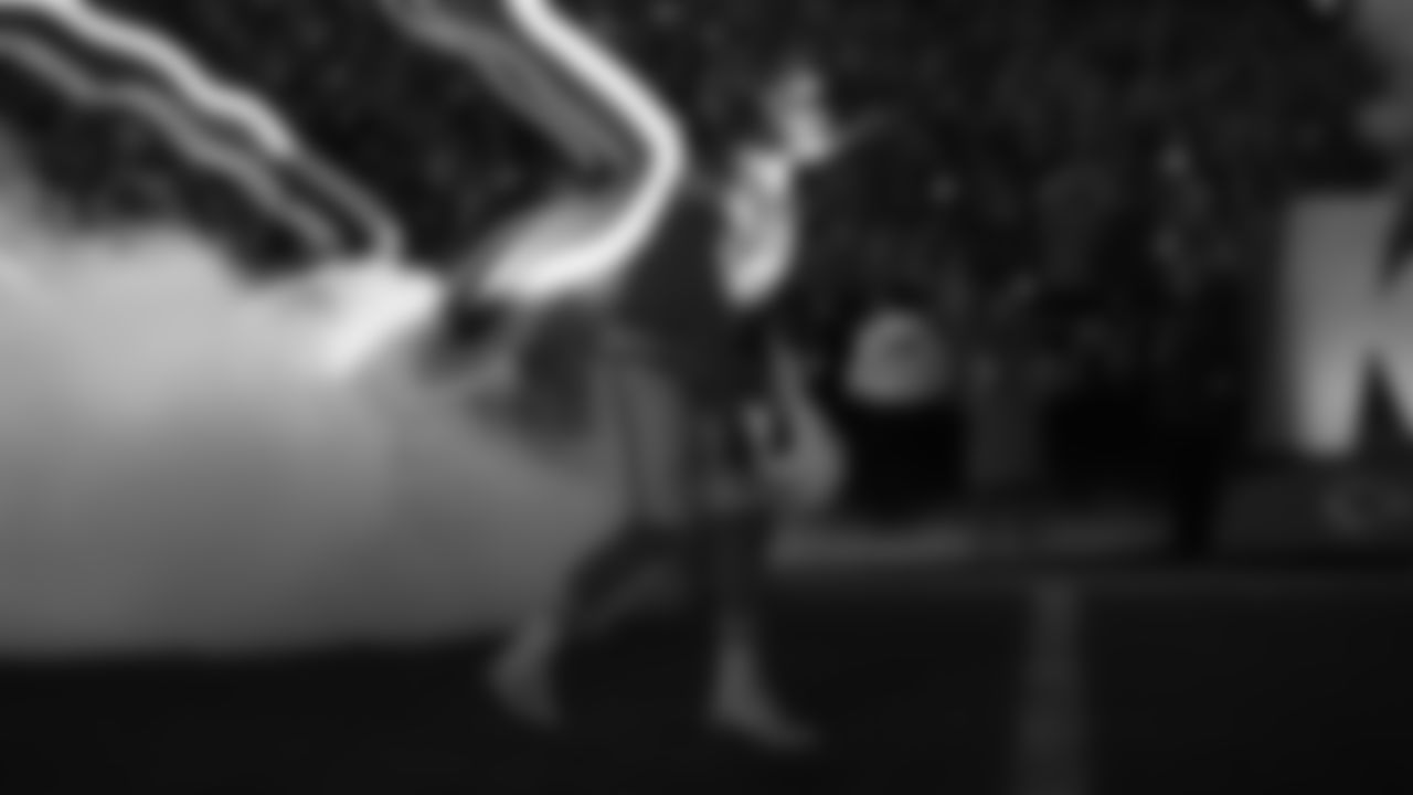 Kansas City Chiefs quarterback Patrick Mahomes (15) runs onto the field prior to an NFL week 14 matchup against the Houston Texans, Sunday December 7, 2025.