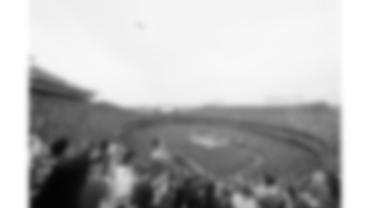 A scenic view of the B-2 Flyover during the National Anthem prior to the week 2 NFL football game against the Philadelphia Eagles, Sunday, September 14, 2025 in Kansas City, MO.