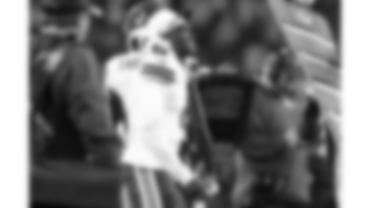 Kansas City Chiefs wide receiver Rashee Rice (4) cheers from the sideline during a preseason week 2 NFL football game against the Seattle Seahawks, Friday, August 15, 2025 in Seattle, WA.