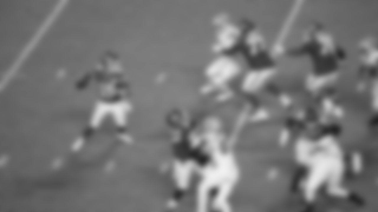 Kansas City Chiefs quarterback Patrick Mahomes (15) throws the ball during a week 6 NFL Football game against the Detroit Lions on Sunday, October 12, 2025 in Kansas City, MO.