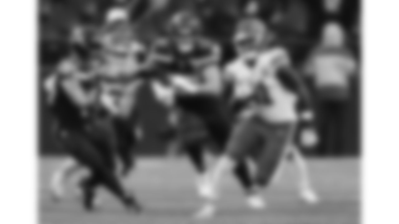 Kansas City Chiefs wide receiver Jalen Royals (11) runs with the ball during a preseason week 2 NFL football game against the Seattle Seahawks, Friday, August 15, 2025 in Seattle, WA.