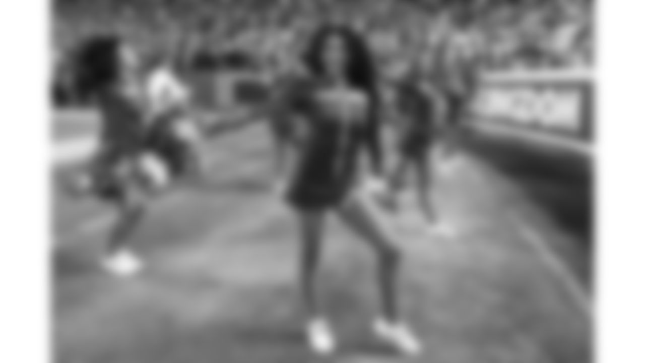 The Kansas City Chiefs Cheerleaders and Entertainment teams during a week 17 NFL Football game against the Denver Broncos on December 25, 2025 in Kansas City, MO.