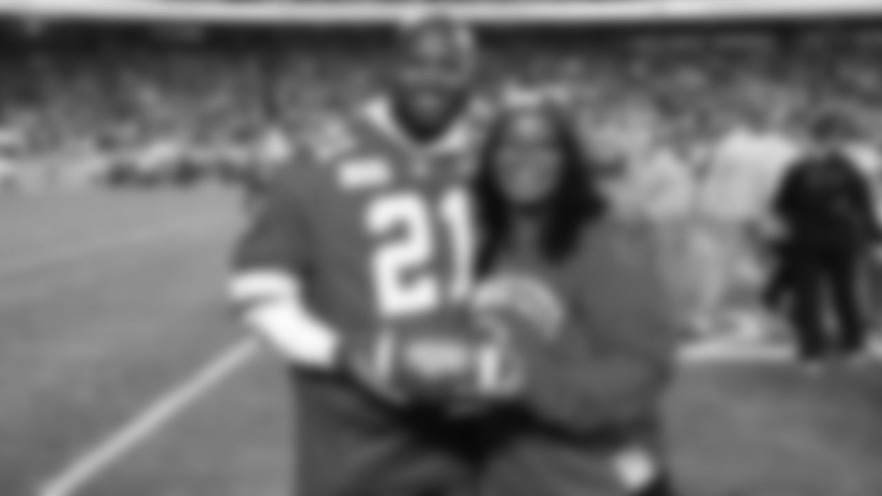 First Pass - Shaniece Woods prior to an NFL week 17 matchup against the Denver Broncos, Thursday, December 25, 2025.