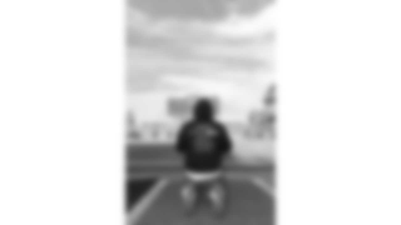 A Kansas City Chiefs player warms up prior to a week 16 NFL Football game against the Tennessee Titans on Sunday, December 21, 2025 in Nashville, Tennessee.