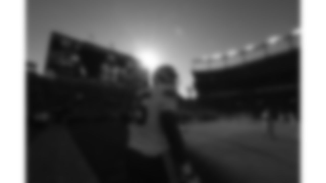 Kansas City Chiefs defensive tackle Chris Jones (95) on the field prior to a week 11 NFL Football game against the Denver Broncos on Sunday, November 16, 2025 in Denver, Colorado.