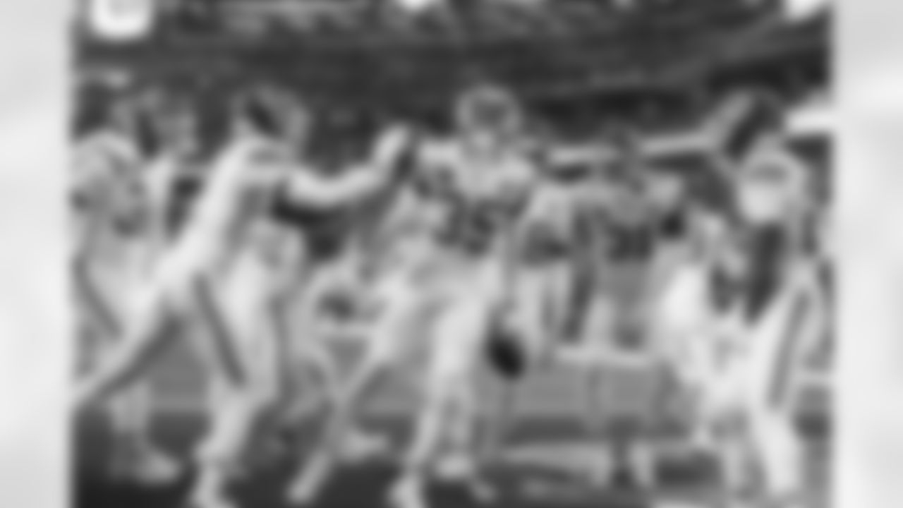 Kansas City Chiefs cornerback Jaylen Watson (35) and the defense celebrate after an interception during a week 13 NFL football game against the Dallas Cowboys on Thursday, November 27, 2025 in Arlington, TX.