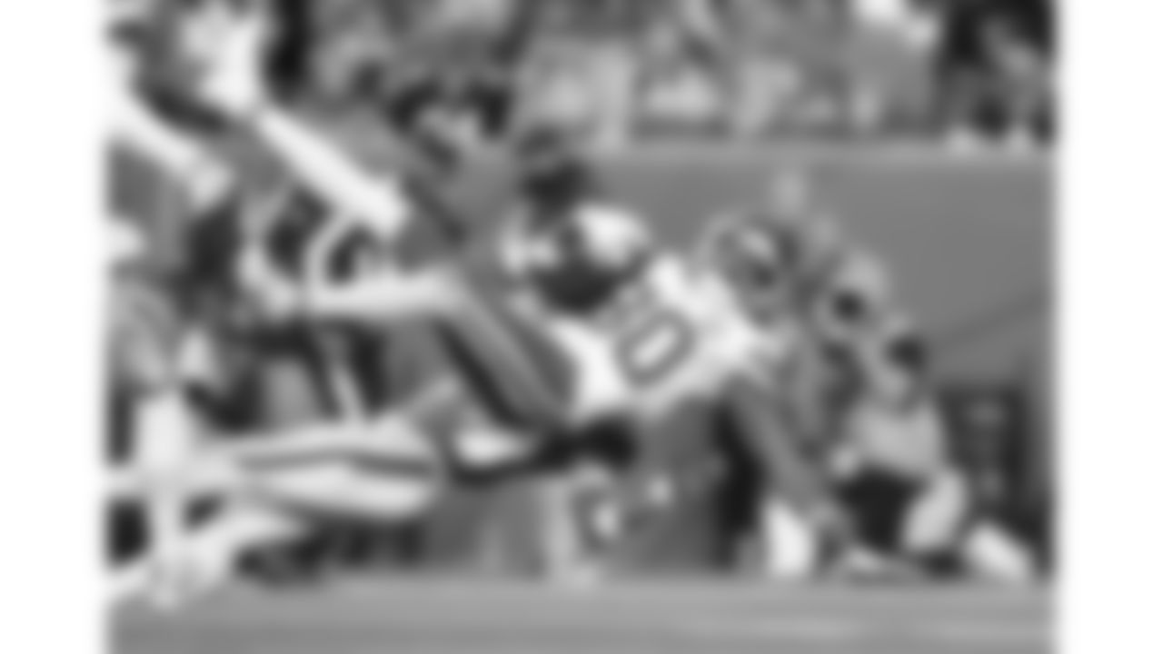 Kansas City Chiefs wide receiver Tyquan Thornton (80) catches the ball during a week 11 NFL football game against the Denver Broncos, Sunday, November 16, 2025 in Denver, CO.