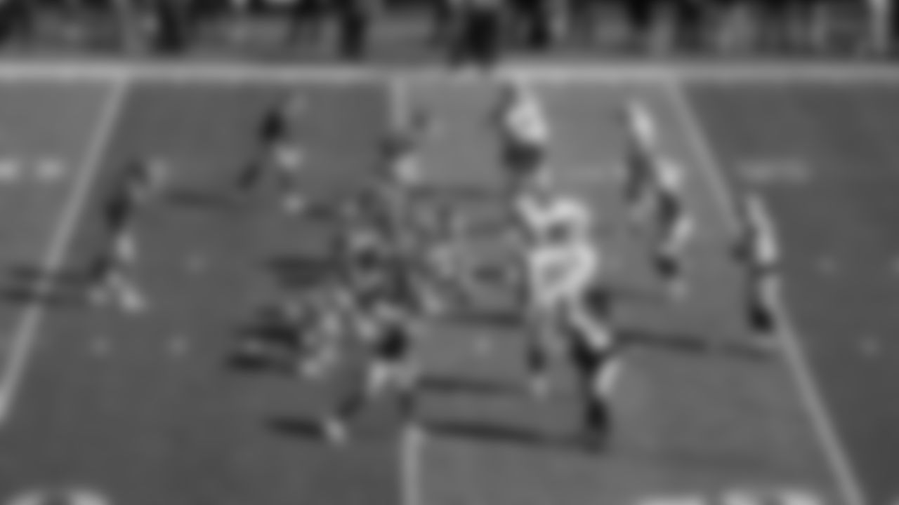 Kansas City Chiefs offense listens to an audible call by Kansas City Chiefs quarterback Patrick Mahomes (15) during a week 7 NFL Football game against the Las Vegas Raiders on Sunday, October 19, 2025 in Kansas City, MO.