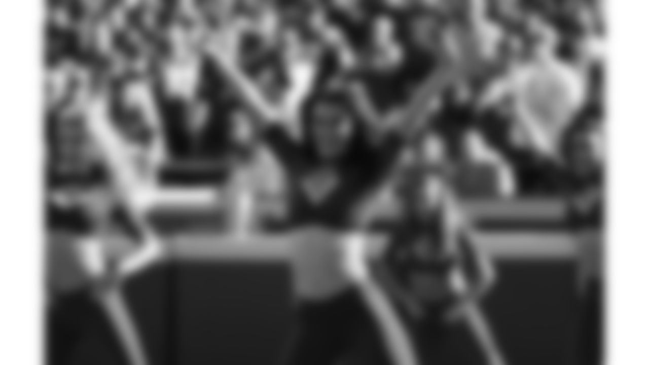 A Kansas City Chiefs Cheerleader during a week 12 NFL football game against the Indianapolis Colts, Sunday, November 23, 2025 in Kansas City, MO.