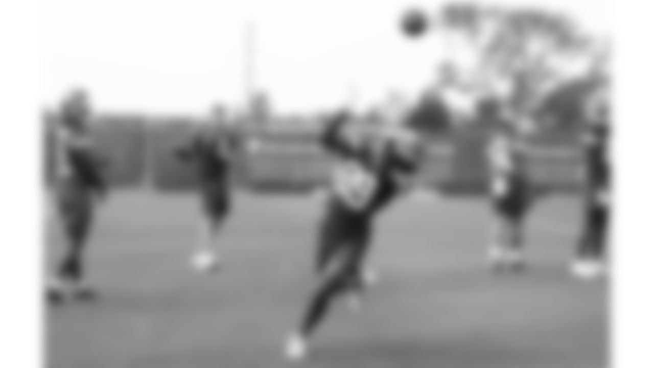 Kansas City Chiefs wide receiver Jason Brownlee (89) practices during phase 3 of OTAs on Thursday June 12, 2025 in Kansas City, MO.