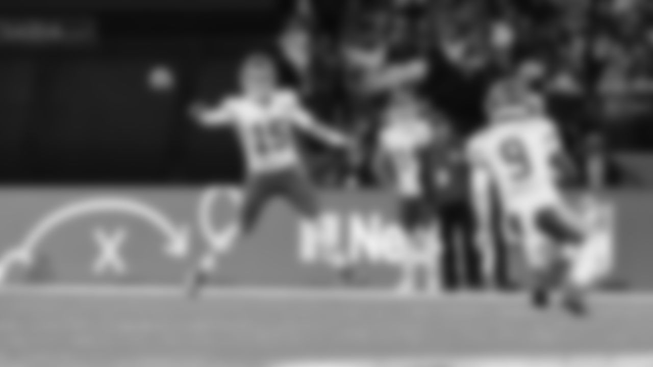 Kansas City Chiefs quarterback Patrick Mahomes (15) throws a pass to wide receiver JuJu Smith-Schuster (9) during a week 1 NFL football game against the Los Angeles Chargers at Arena Corinthians in São Paulo, Brazil on September 5, 2025.