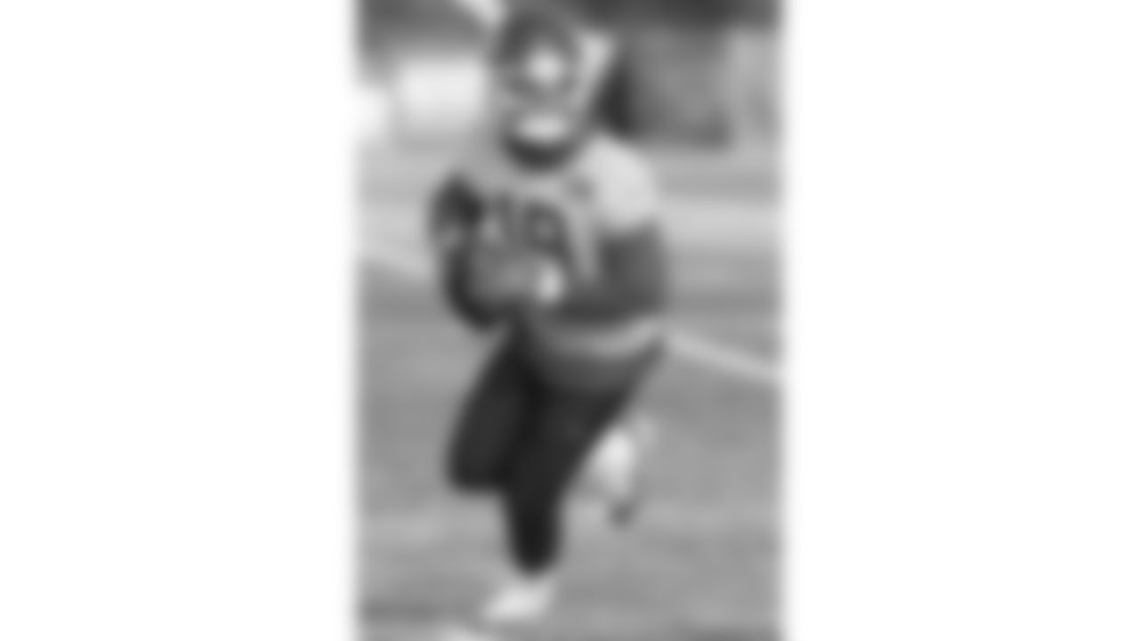 Kansas City Chiefs quarterback Chris Oladokun (19) during a week 17 practice on Tuesday, December 23, 2025 in Kansas City, MO.