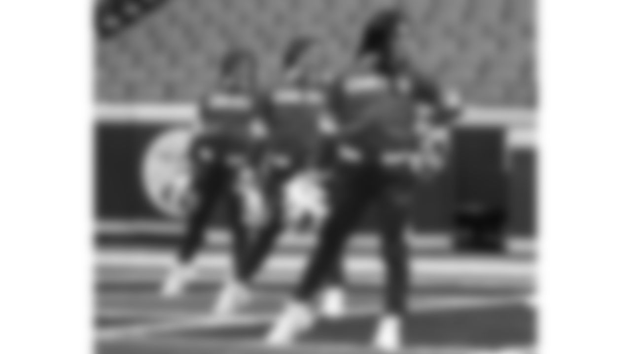 Kansas City Chiefs Cheerleaders practice on the field prior to a week 14 NFL Football game against the Houston Texans on Sunday, December 7, 2025 in Kansas City, MO.