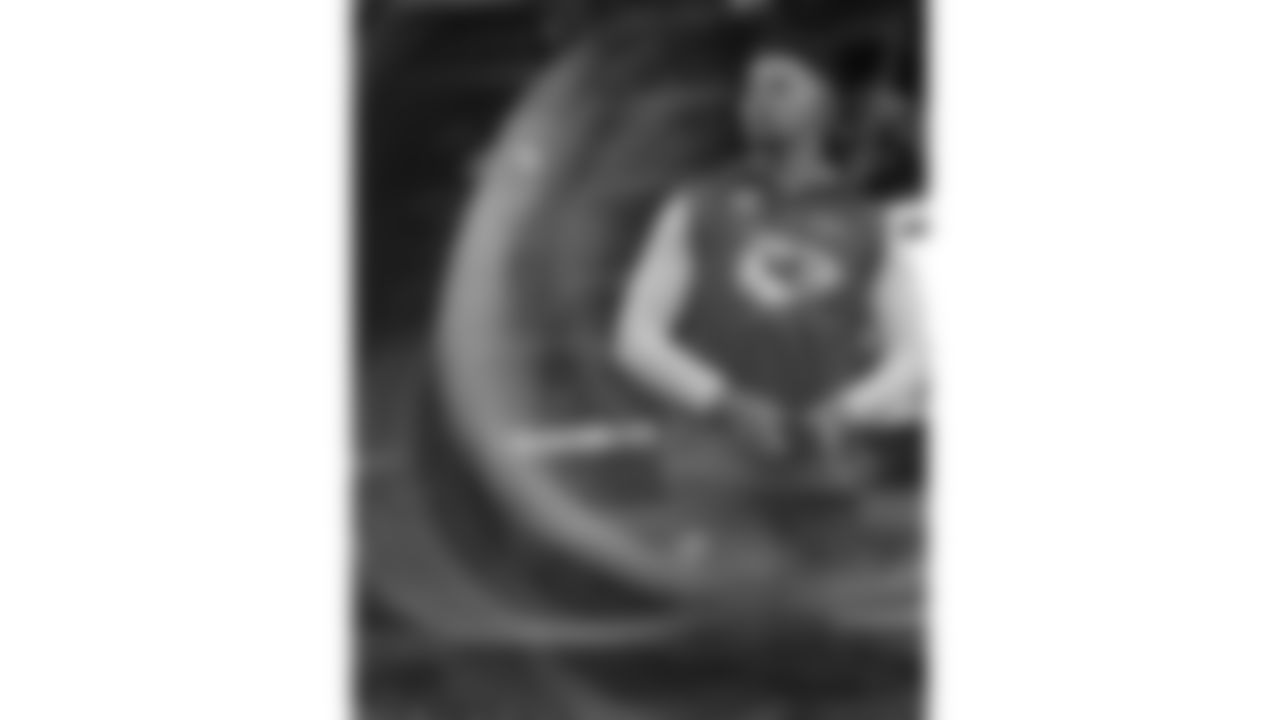 Kansas City Chiefs quarterback Patrick Mahomes (15) prior to a week 13 NFL football game against the Dallas Cowboys on Thursday, November 27, 2025 in Arlington, TX.