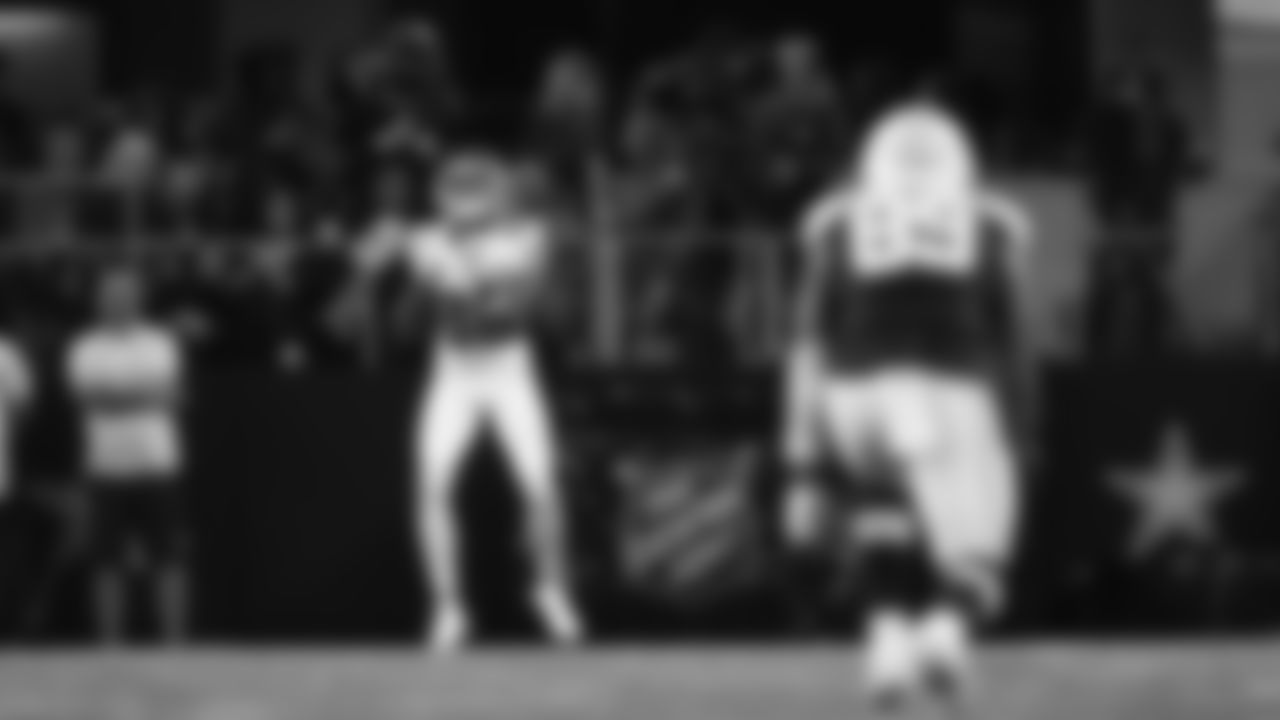 Kansas City Chiefs wide receiver Tyquan Thornton (80) catches a kick during a week 13 NFL football game against the Dallas Cowboys on Thursday, November 27, 2025 in Arlington, TX.