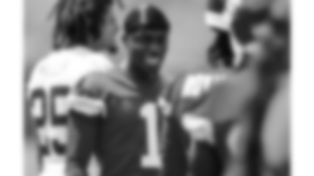 Kansas City Chiefs wide receiver Xavier Worthy (1) at practice during phase 3 of OTAs on Tuesday, June 10, 2025 in Kansas City, MO.