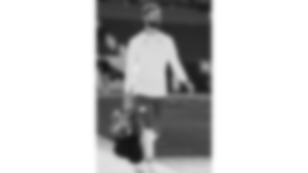 Kansas City Chiefs kicker Harrison Butker (7) warms up prior to a week 11 NFL Football game against the Denver Broncos on Sunday, November 16, 2025 in Denver, Colorado.