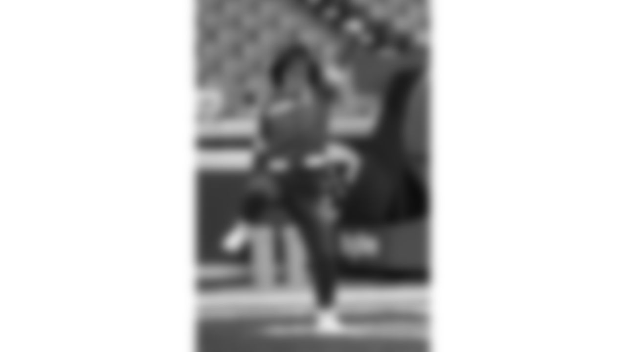 Kansas City Chiefs Cheerleaders practice on the field prior to a week 14 NFL Football game against the Houston Texans on Sunday, December 7, 2025 in Kansas City, MO.