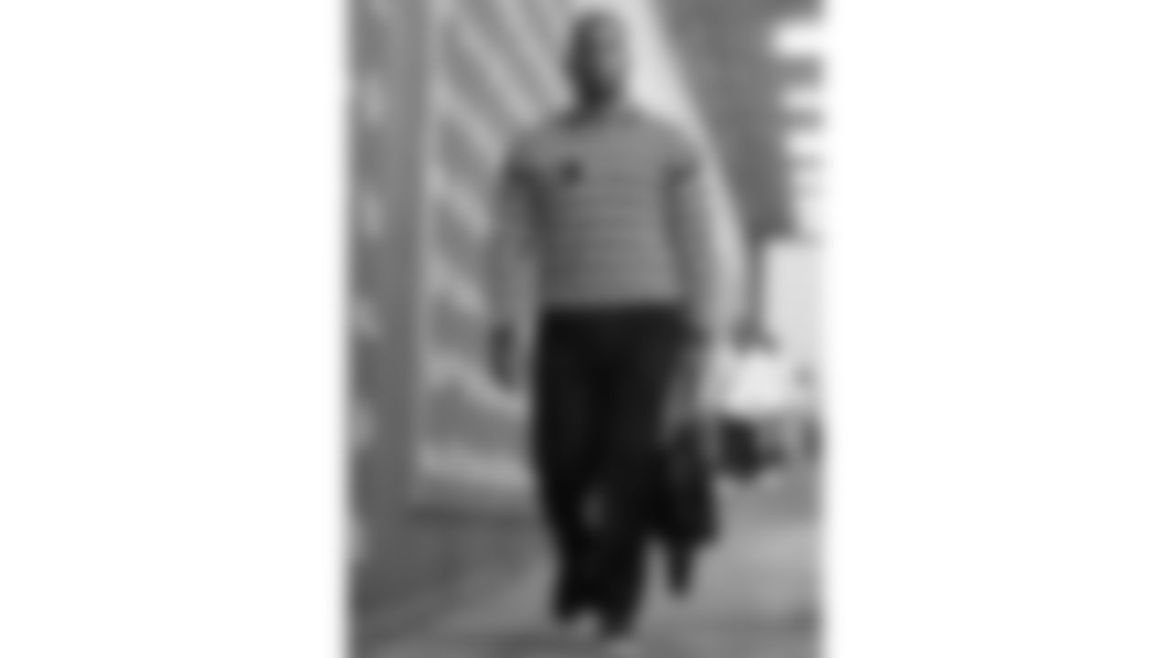 Kansas City Chiefs defensive lineman Jerry Tillery (99) arrives prior to an NFL week 17 matchup against the Denver Broncos, Thursday, December 25, 2025.