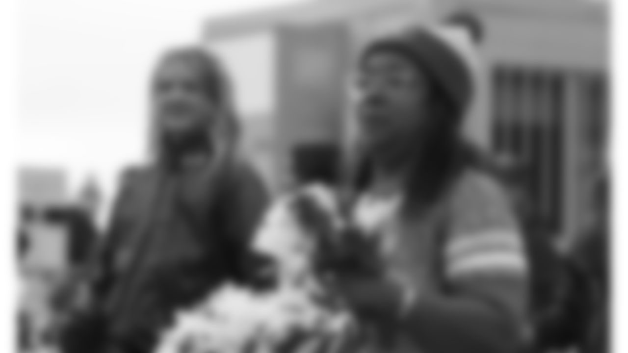 Kansas City Chiefs Alumni Cheerleaders in the pregame parade prior to a week 12 NFL Football game against the Indianapolis Colts on Sunday, November 23, 2025 in Kansas City, MO.