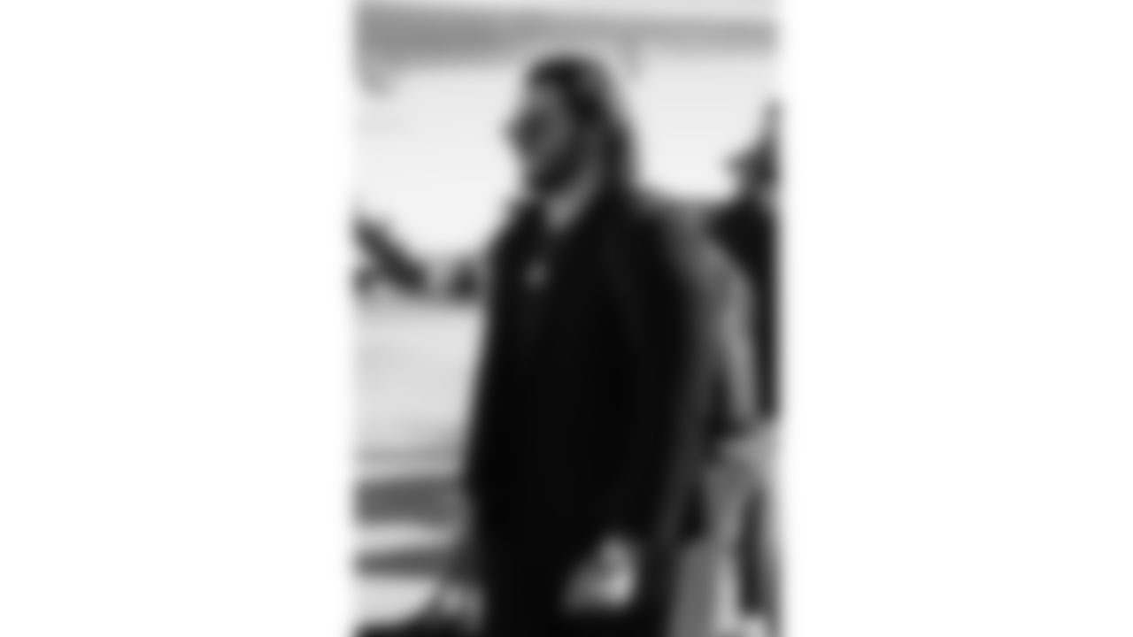 Kansas City Chiefs offensive lineman Hunter Nourzad (60) travels for a week 18 matchup with the Las Vegas Raiders on Saturday, January 3, 2026.