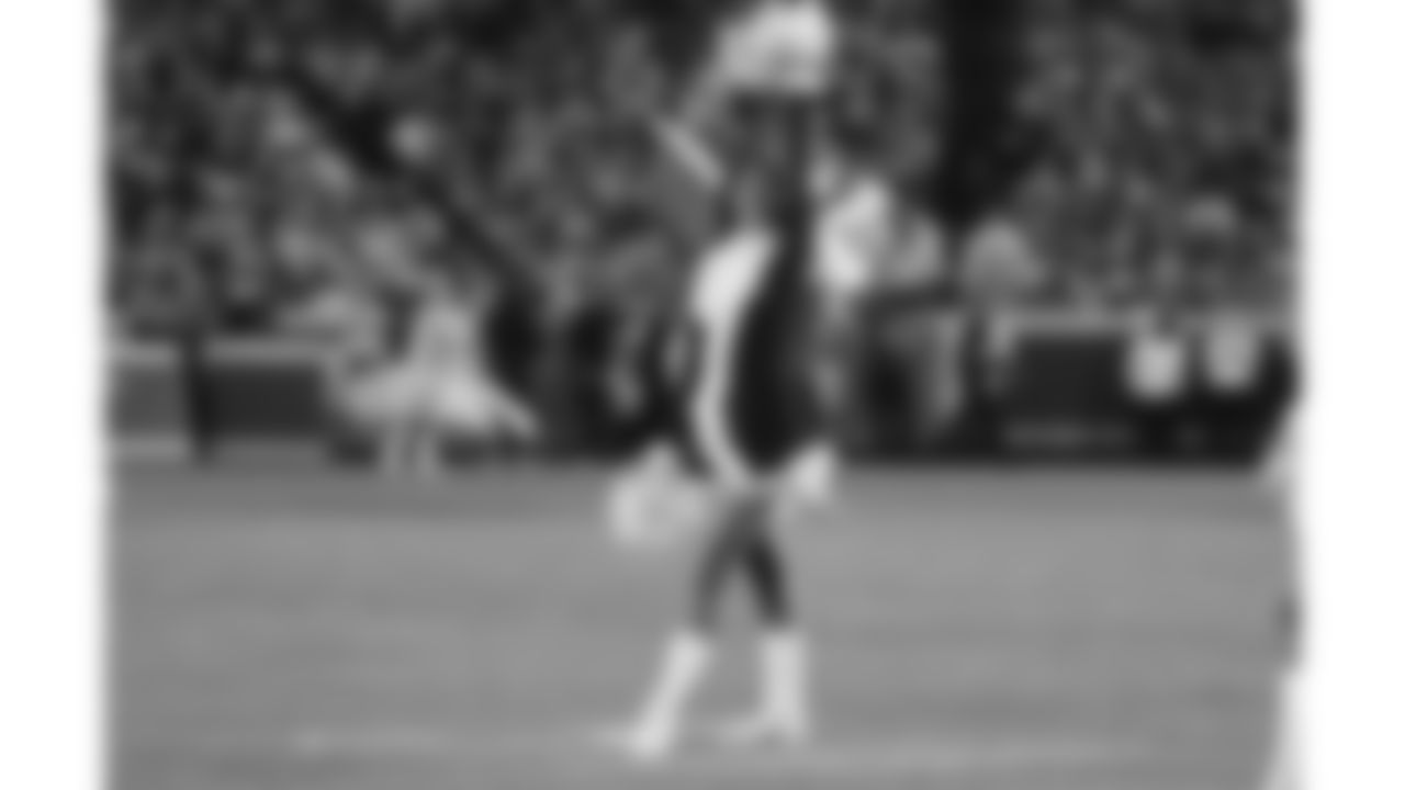 The Kansas City Chiefs Cheerleaders and Entertainment teams during a week 17 NFL Football game against the Denver Broncos on December 25, 2025 in Kansas City, MO.