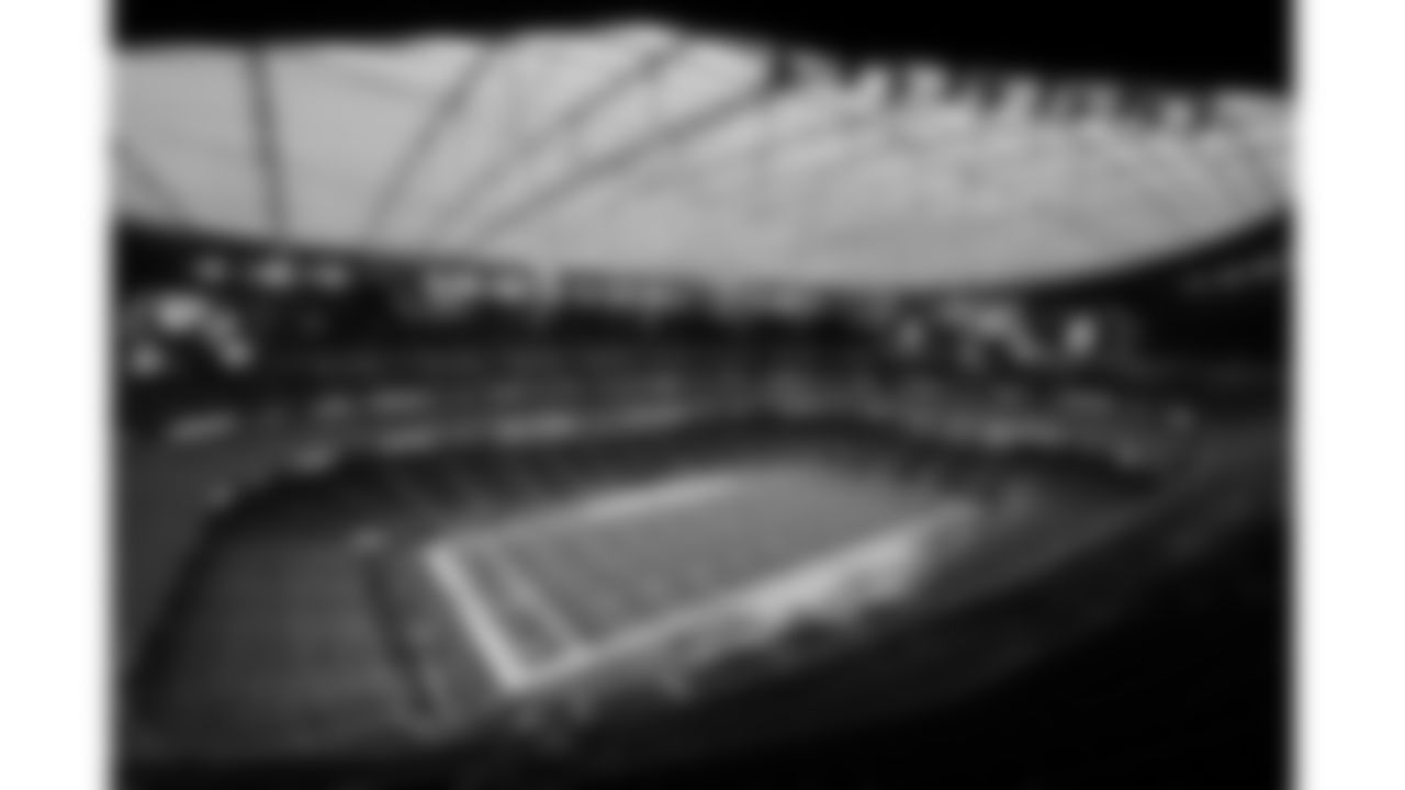 A wide scenic view of Allegiant Stadium prior to a week 18 NFL football game between the Las Vegas Raiders and the Kansas City Chiefs, Sunday, January 4, 2026 in Las Vegas, NV.