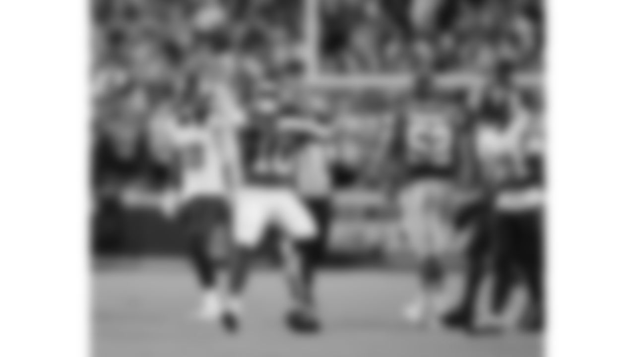 Kansas City Chiefs running back Isiah Pacheco (10) celebrates a first down during a week 8 NFL Football game against the Washington Commanders on Monday, October 27, 2025 in Kansas City, MO.