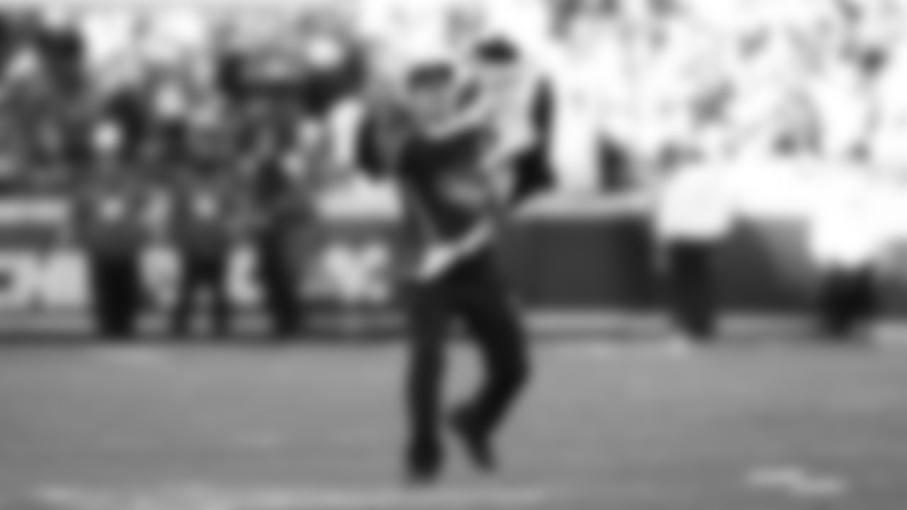 Kansas City Disc Dogs during an NFL week 15 matchup against the Los Angeles Chargers, Sunday December 14, 2025.