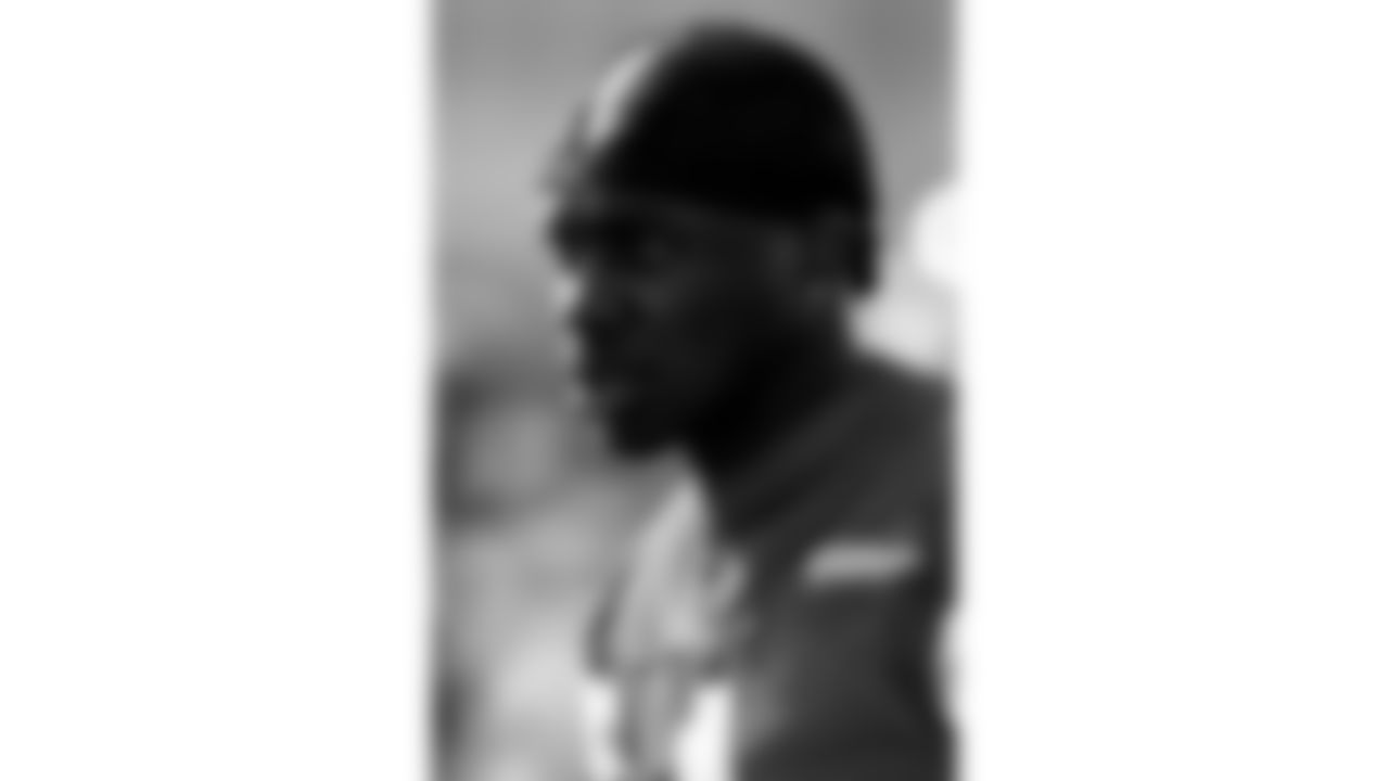 Kansas City Chiefs wide receiver Xavier Worthy (1) during practice on Friday, October 3, 2025 in Kansas City, MO.