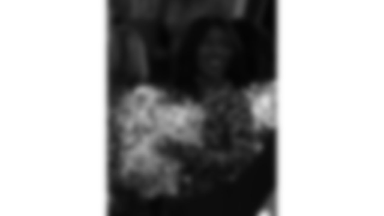 Kansas City Chiefs Cheerleaders before a week 8 NFL football game against the Washington Commanders, Monday, October 27, 2025, in Kansas City, MO.